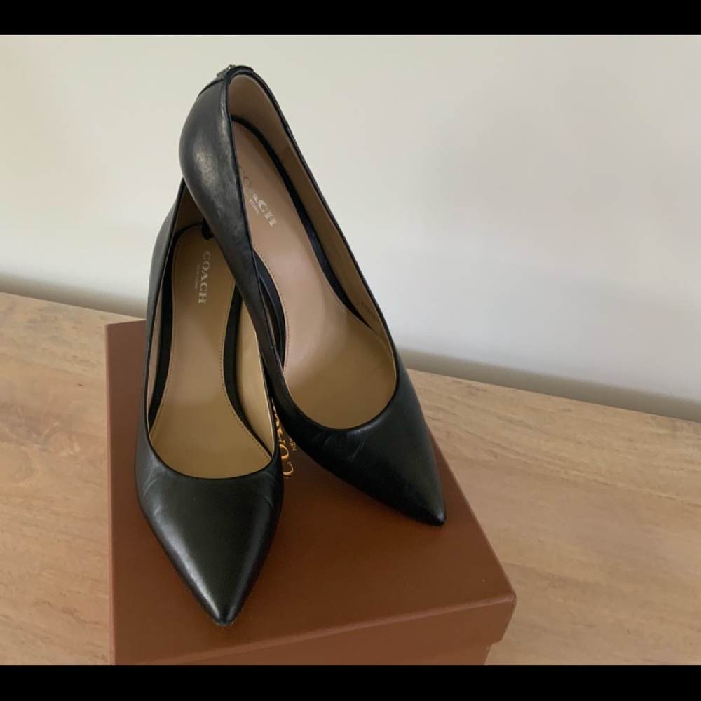 Coach Heels Size 8 EUC